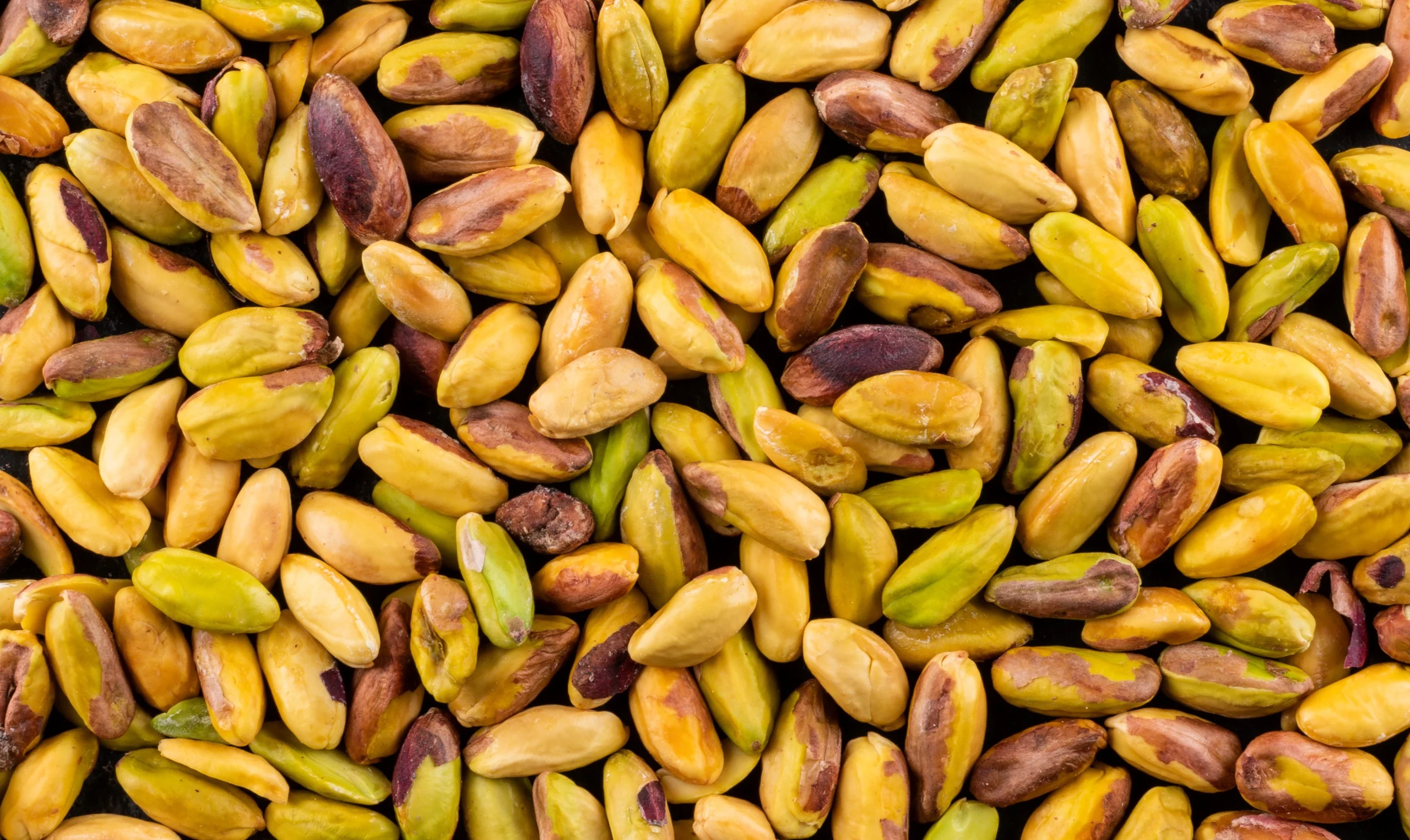top-view-peeled-pistachios-texture-horizontal (1)